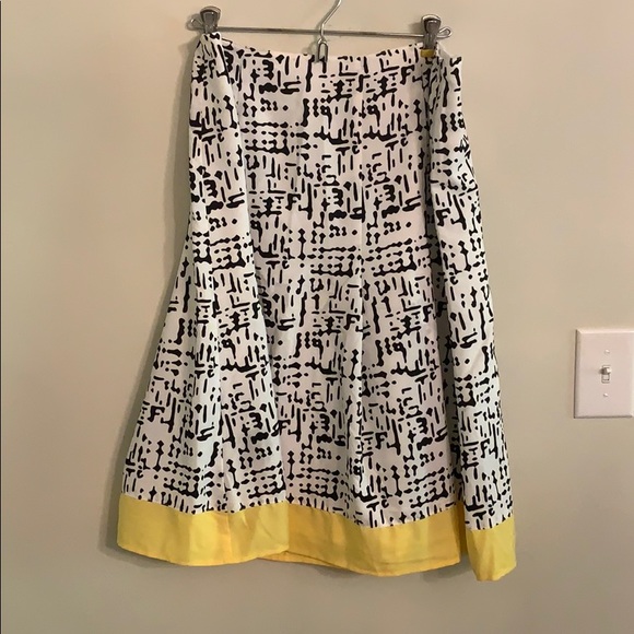 Molly & Maxx Dresses & Skirts - Molly & Maxx Black White Skirt *Price Firm*